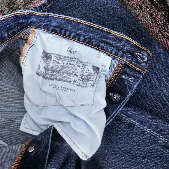 NWOT Levi’s 501 Premium Button-Fly Jeans – Classic Straight Leg, W30 L32 - Picture 4 of 5